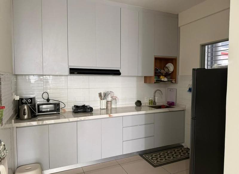 Pangsapuri untuk Disewa di Residensi Laman Sari - Alex Seet - Kitchen - PropertyGuru.com.my