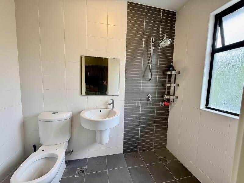 Semi-Detached House for Sale in Cahaya Spk (Shah Alam) - JACKY CHONG - Bathroom - PropertyGuru.com.my