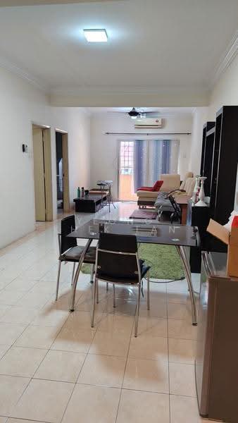 Pangsapuri untuk Disewa di Bayu Villa - Yeong Khek Tan - Living Room - PropertyGuru.com.my