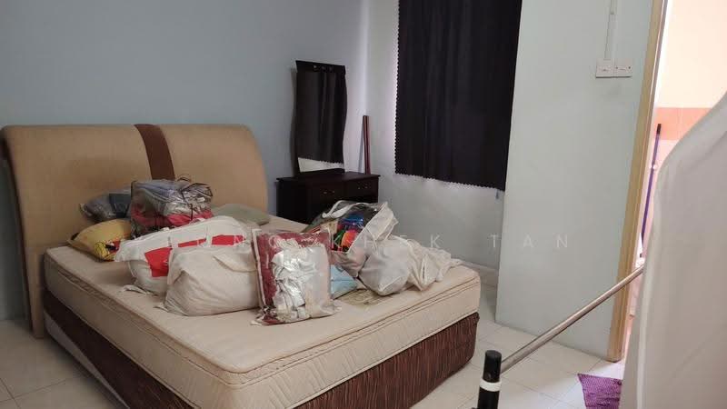 Pangsapuri untuk Disewa di Bayu Villa - Yeong Khek Tan - Bedroom - PropertyGuru.com.my