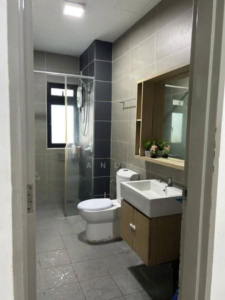 Service Residence for Sale at HYVE - Andy Lau - Bathroom - PropertyGuru.com.my