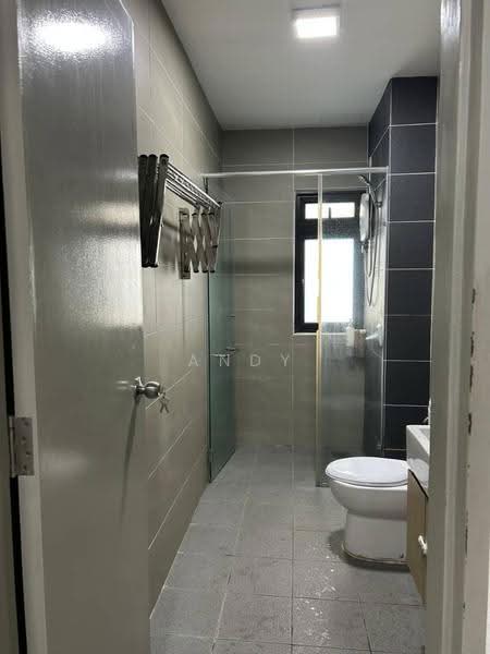 Service Residence for Sale at HYVE - Andy Lau - Bathroom - PropertyGuru.com.my
