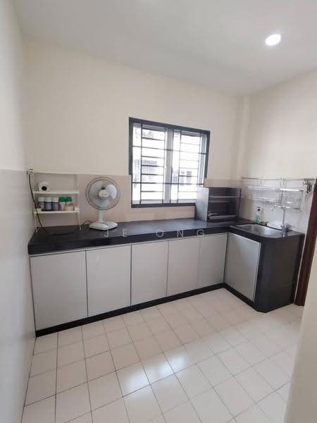 Pangsapuri untuk Disewa di Taman Desa Kempas - JE ONG - Kitchen - PropertyGuru.com.my