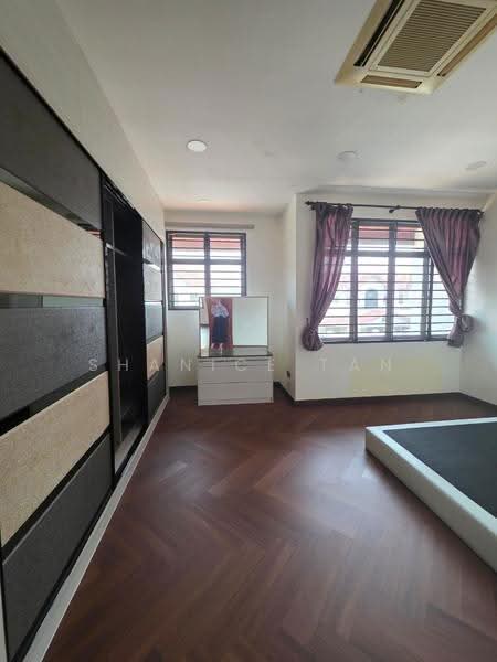 Rumah Berkembar untuk Dijual di Taman Perling (Perling) - Shanice Tan - Bedroom - PropertyGuru.com.my