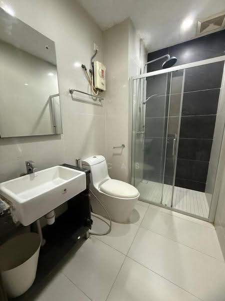 Service Residence for Sale at Amberside @ Country Garden Danga Bay - Lucas Wong - PropertyGuru.com.my