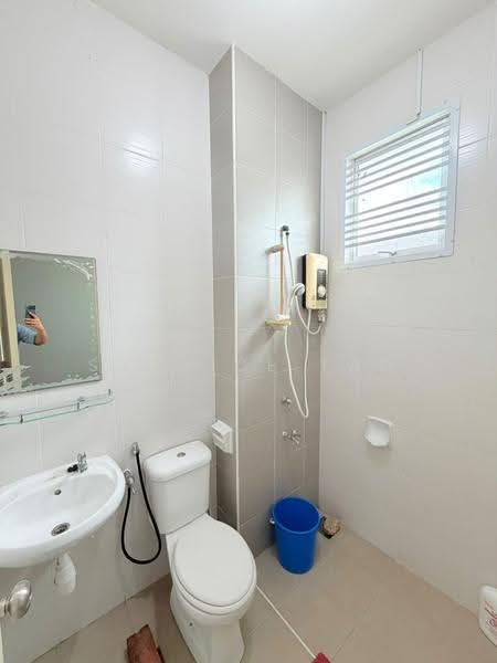 Rumah Teres 2-Tingkat untuk Dijual di Taman Seri Austin (Tebrau) - Shanice Tan - Bathroom - PropertyGuru.com.my