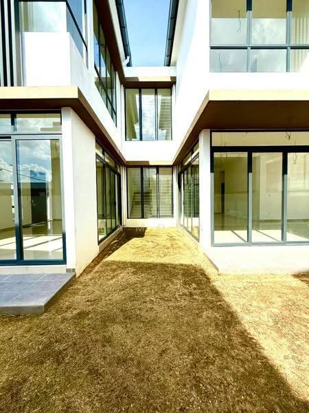 Rumah Berkembar untuk Dijual di Bemban (Melaka) - Ramona Tan - PropertyGuru.com.my