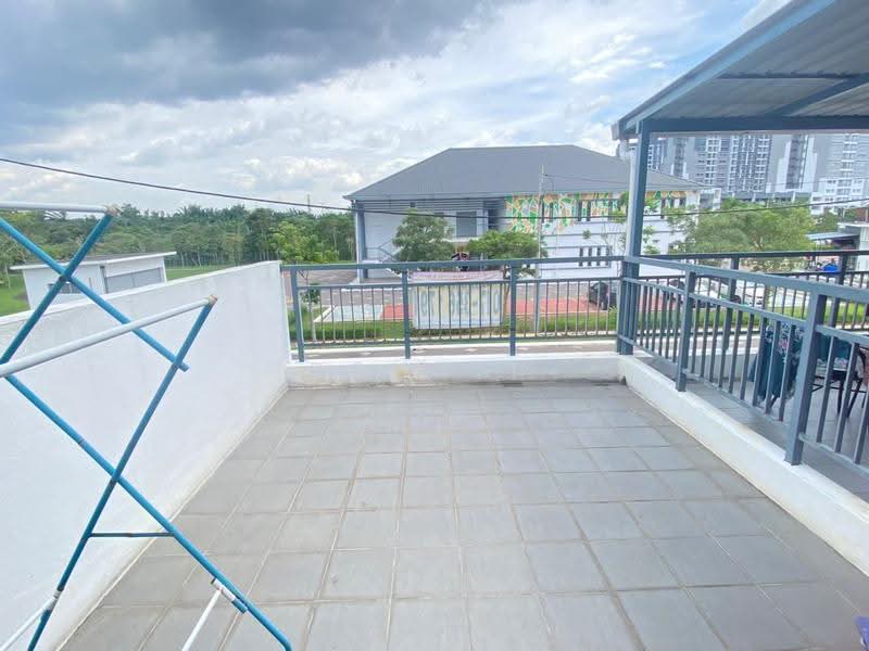 Townhouse for Rent in Kuala Selangor (Selangor) - Rohana Ishak - Balcony - PropertyGuru.com.my