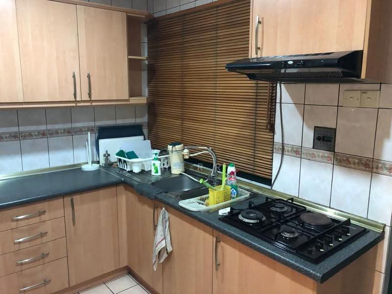 Kondominium untuk Disewa di Li Villas - Sherri Koh - Kitchen - PropertyGuru.com.my