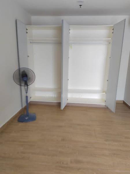 Service Residence for Sale at Emerald Avenue - Ahmad Muslim - PropertyGuru.com.my