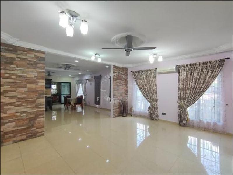 Rumah Teres 1-Tingkat untuk Dijual di Bandar Tun Hussein Onn (Cheras) - Elly Chong - Living Room - PropertyGuru.com.my