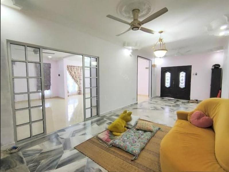Rumah Teres 1-Tingkat untuk Dijual di Bandar Tun Hussein Onn (Cheras) - Elly Chong - Living Room - PropertyGuru.com.my