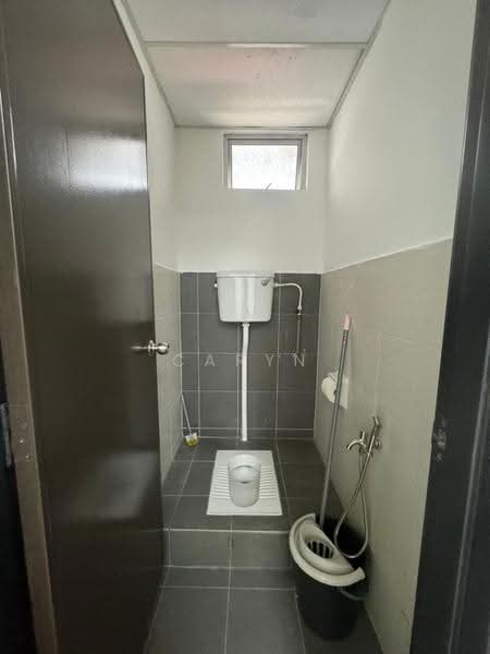 Kedai untuk Disewa di Taman Universiti (Skudai) - Caryn Ter - Bathroom - PropertyGuru.com.my