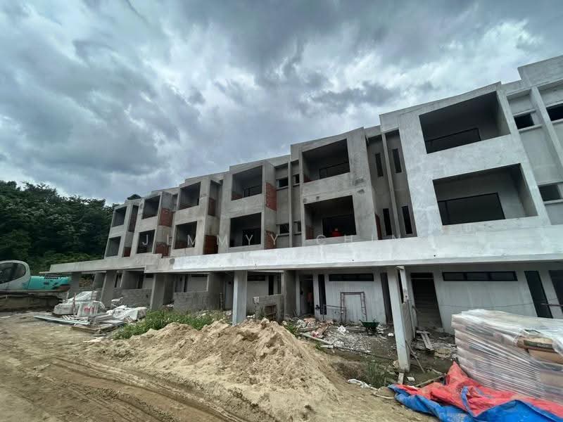 Rumah Bandar untuk Dijual di Siburan (Kuching) - Jimmyy Chin - Exterior - PropertyGuru.com.my