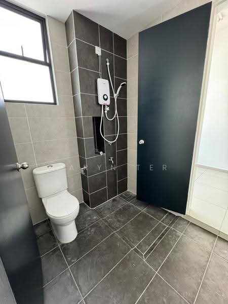 2-storey Terraced House for Rent in Bandar Putra Kulai (Kulai) - Caryn Ter - Bathroom - PropertyGuru.com.my