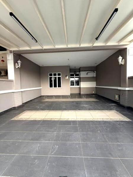 1-storey Terraced House for Sale in Taman Setia Indah (Tebrau) - Calvin Lee - Car Park - PropertyGuru.com.my