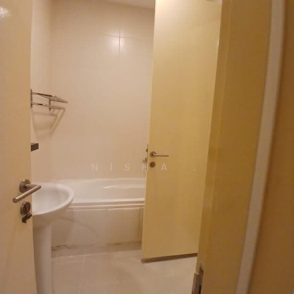 Kondominium untuk Disewa di Idaman Residence - Nisha . - Bathroom - PropertyGuru.com.my