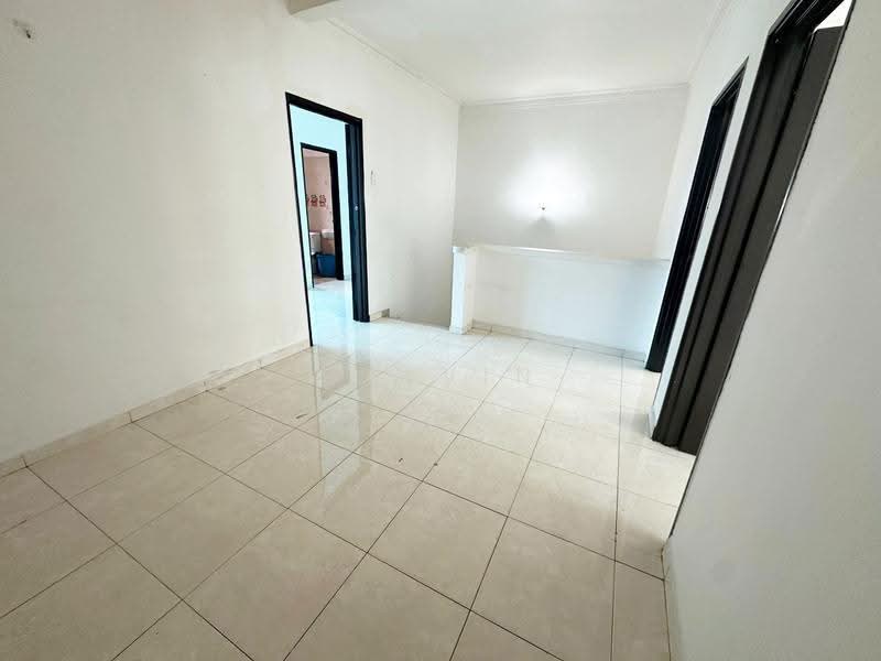 Rumah Teres 2-Tingkat untuk Dijual di Taman Johor Jaya (Johor Bahru) - Calvin Lee - Interior - PropertyGuru.com.my