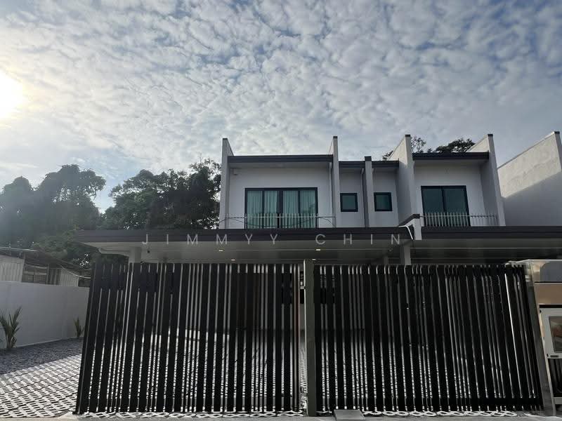 Rumah Teres 2-Tingkat untuk Dijual di Kuching (Sarawak) - Jimmyy Chin - PropertyGuru.com.my