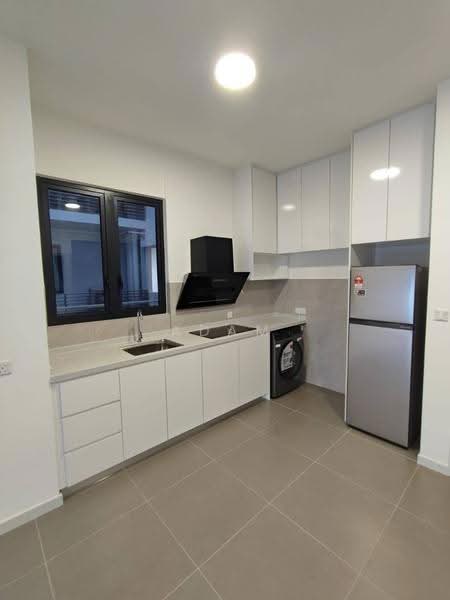 Condominium for Sale at Aster Residence - Adam Lee - Kitchen - PropertyGuru.com.my