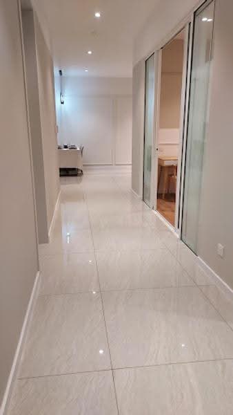 Kediaman Servis untuk Dijual di Quill Residence - Adam Lee - Corridor - PropertyGuru.com.my