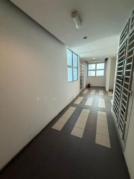 Pangsapuri untuk Dijual di D'Rich Executive Suites - Ken Liew - Corridor - PropertyGuru.com.my