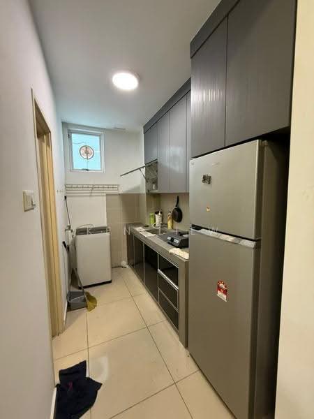 Pangsapuri untuk Dijual di D'Rich Executive Suites - Ken Liew - Kitchen - PropertyGuru.com.my