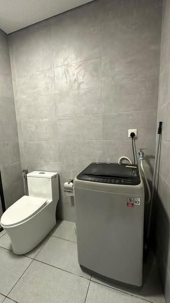 Kediaman Servis untuk Disewa di Cubic Botanical - Ally Lee - Bathroom - PropertyGuru.com.my
