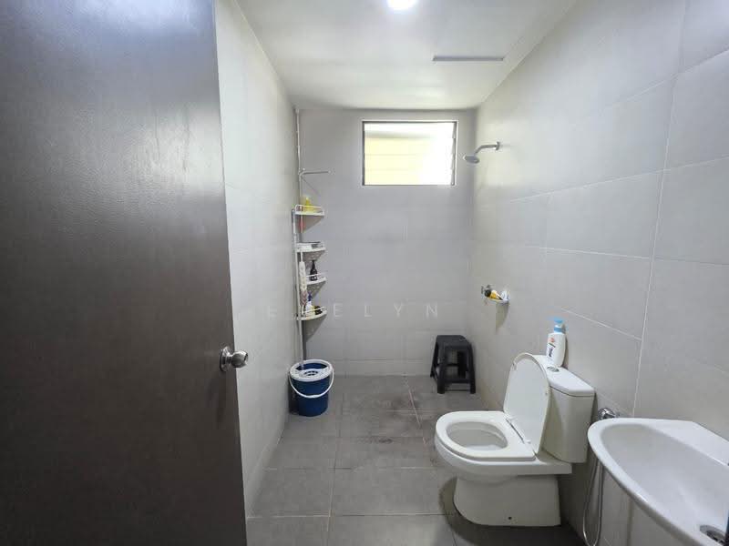 Kondominium untuk Disewa di Ken Rimba Condominium 1 - Evelyn Khoo - Bathroom - PropertyGuru.com.my