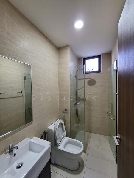 Service Residence for Sale at Crescent Bay Suites (Teluk Bayu) - Jessie Ng - Bathroom - PropertyGuru.com.my