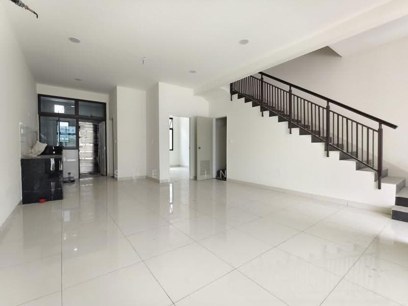Rumah Teres 2-Tingkat untuk Disewa di Bandar Uda Utama (Johor Bahru) - Sherlin To - Living Room - PropertyGuru.com.my