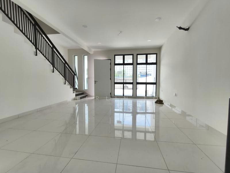 Rumah Teres 2-Tingkat untuk Disewa di Bandar Uda Utama (Johor Bahru) - Sherlin To - Living Room - PropertyGuru.com.my