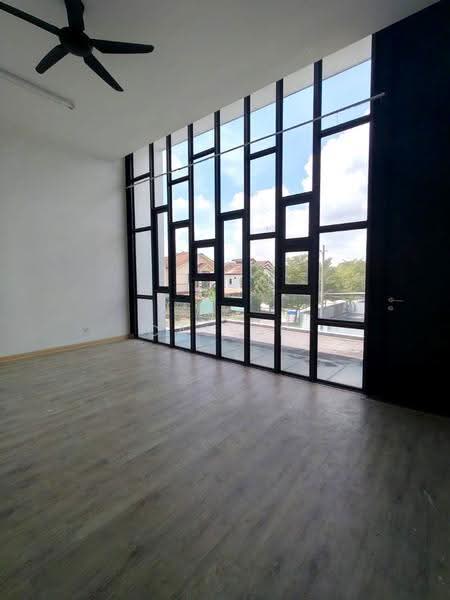 2-storey Terraced House for Sale in Kangkar Pulai (Skudai) - Calvin Lee - Living Room - PropertyGuru.com.my