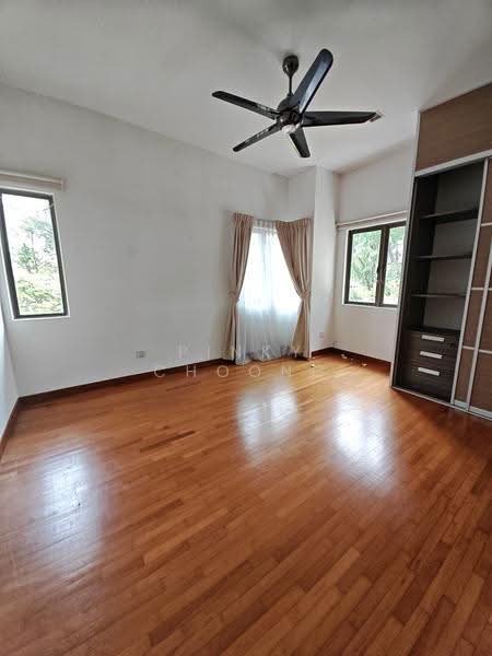 Bungalow House for Rent in Valencia (Sungai Buloh) - Pinky Choong - Bedroom - PropertyGuru.com.my