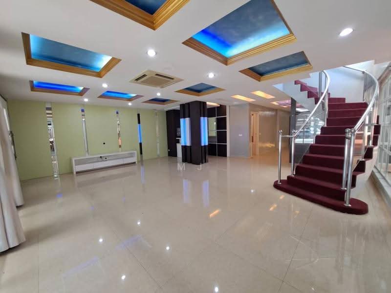 Semi-Detached House for Sale in Taman Sutera Utama (Skudai) - MJ Lai - Living Room - PropertyGuru.com.my