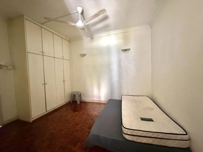 Kondominium untuk Disewa di Sri York Condominium - Gan Chun Kai - Bedroom - PropertyGuru.com.my