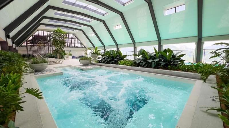 Soho untuk Disewa di Damansara Perdana (Selangor) - Carlos Ng - Pool - PropertyGuru.com.my