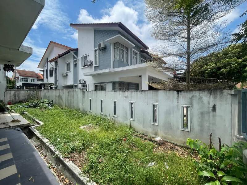 Cluster House for Sale in Sungai Buloh (Selangor) - Mike Yan - Exterior - PropertyGuru.com.my