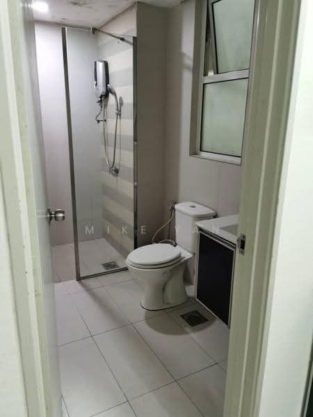 Kediaman Servis untuk Disewa di Menara U2 - Mike Yan - Bathroom - PropertyGuru.com.my