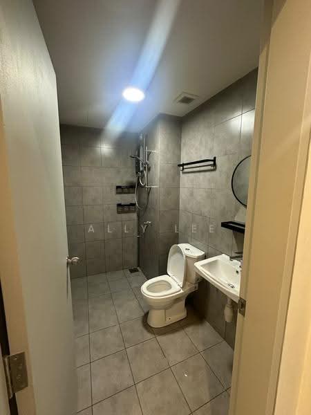 Kediaman Servis untuk Disewa di One Equine - Ally Lee - Bathroom - PropertyGuru.com.my