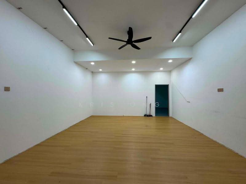 Shop / Office untuk Disewa di Austin Perdana (Tebrau) - Kris Ong - Interior - PropertyGuru.com.my