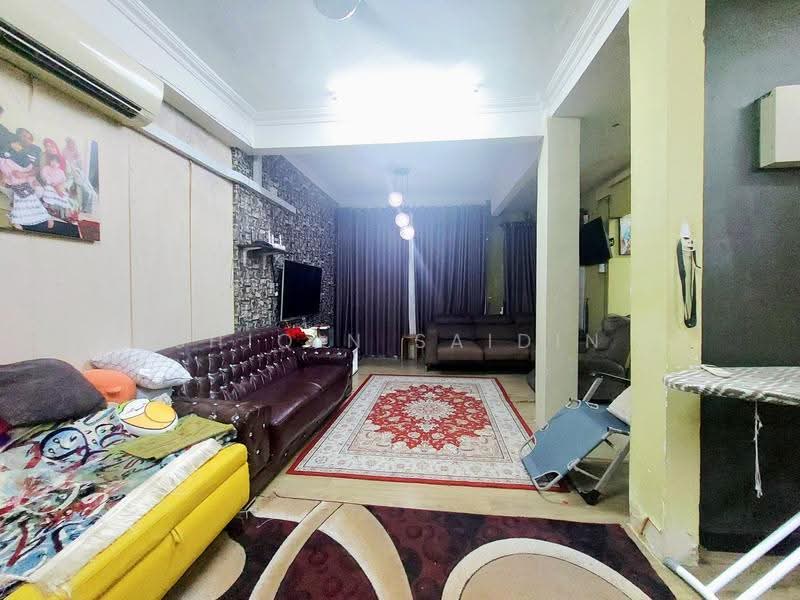 Cluster House for Sale in Puncak Alam (Selangor) - Shiqin Saidin - Living Room - PropertyGuru.com.my
