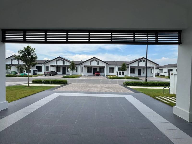 Terraced House for Sale in Kuala Selangor (Selangor) - Shiqin Saidin - Exterior - PropertyGuru.com.my