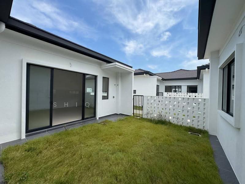 Terraced House for Sale in Kuala Selangor (Selangor) - Shiqin Saidin - Exterior - PropertyGuru.com.my
