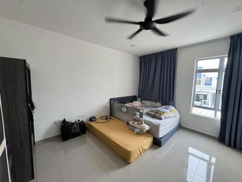 2-storey Terraced House for Rent in Bandar Dato Onn (Tebrau) - Wallace Ang - Bedroom - PropertyGuru.com.my