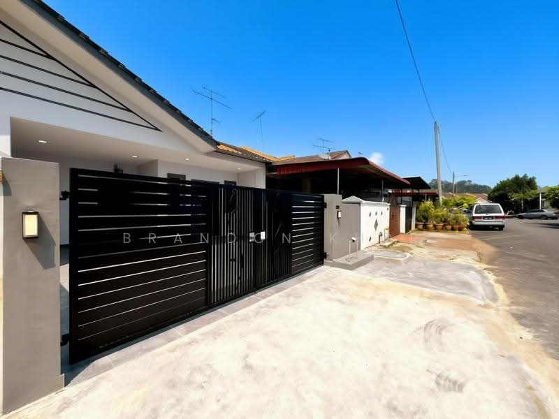 Rumah Teres 1-Tingkat untuk Dijual di Taman Putri Kulai (Kulai) - Brandon Khor - PropertyGuru.com.my