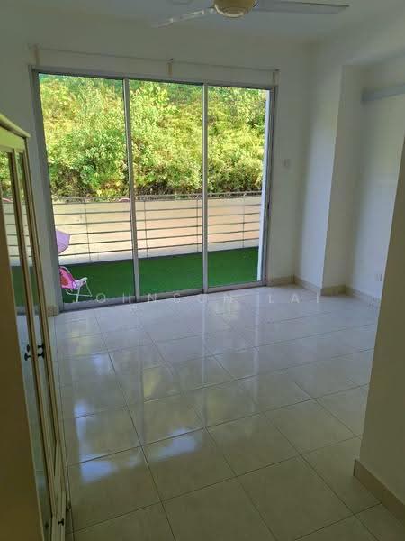 3-storey Terraced House for Rent in Seri Kembangan (Selangor) - Johnson Lai - Balcony - PropertyGuru.com.my