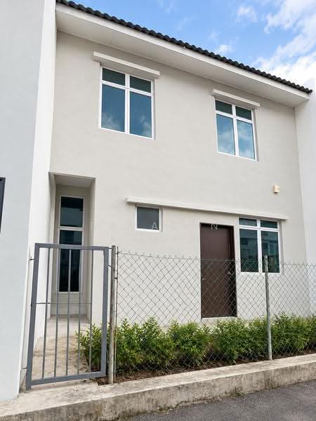 Rumah Teres untuk Dijual di Alor Gajah (Melaka) - Ramanan Kanan - Exterior - PropertyGuru.com.my