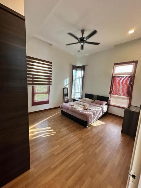 Condominium for Sale at 10 Island Resort - Jack Law - Bedroom - PropertyGuru.com.my