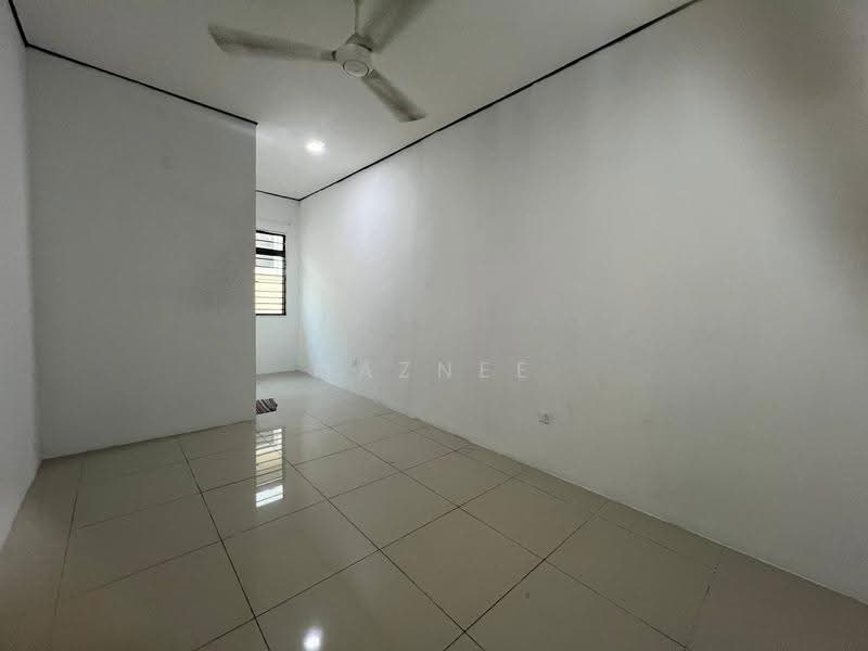 Terraced House for Rent in Nada Alam (Pajam) - Maznee Realtor - Interior - PropertyGuru.com.my